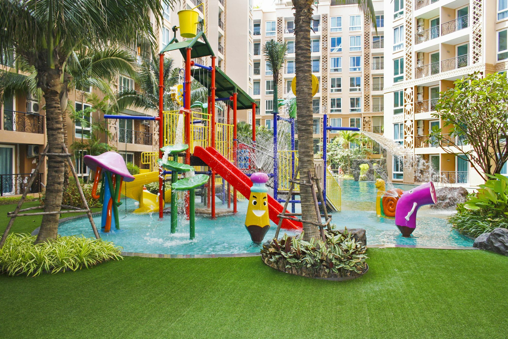 Atlantis Condo Resort Jomtien Beach Exterior foto